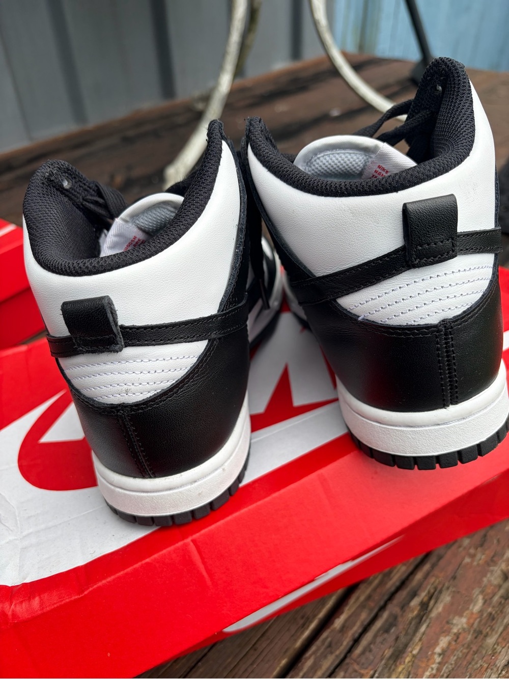 Nike Black and White dunk high - Picture 9 of 9